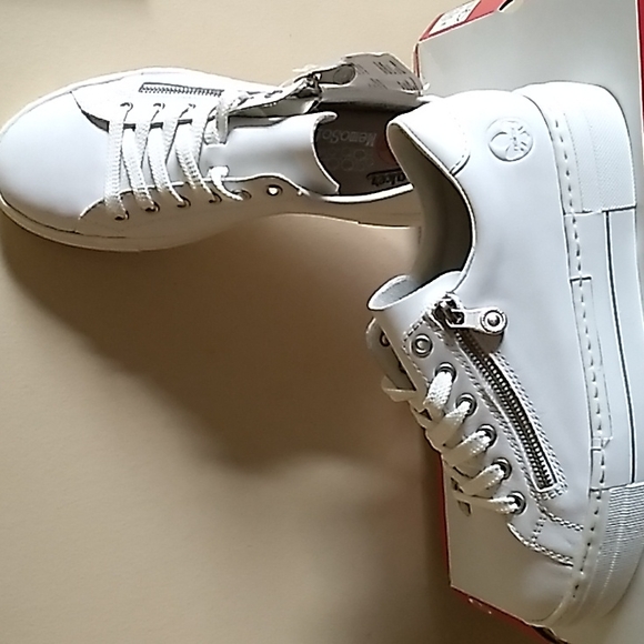 Rieker Shoes - NEW Rieker Platform Sneakers with Anti Stress Memo Soft Soles (size 7 womans)